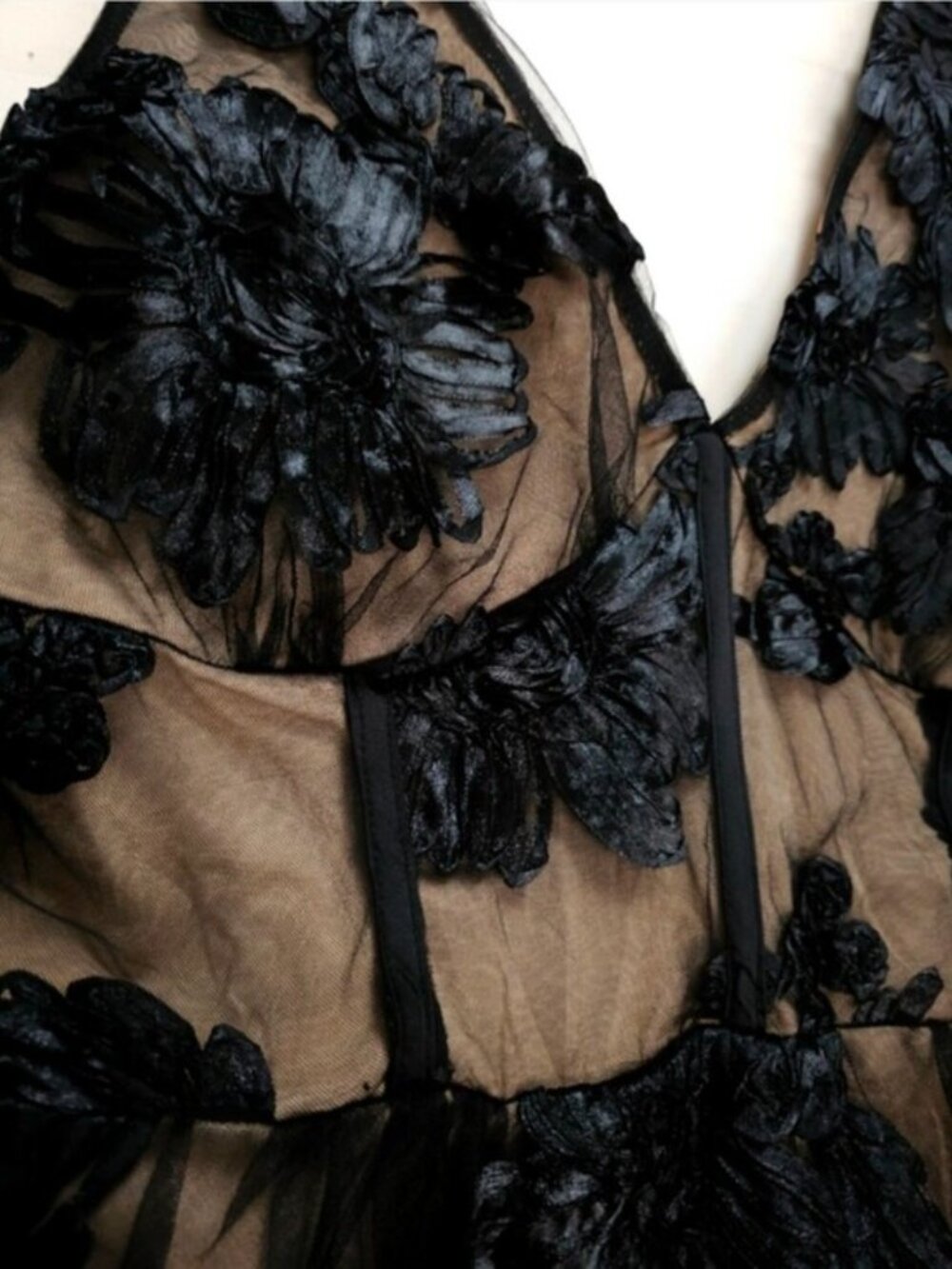 New Luxe Floral Embroidered Applique Full Midi Dress Black Sleeveless - Picture 9 of 14